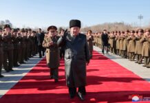 El camarada líder Kim Jong Un visita la Academia Militar Política Kim Il Sung