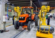 Fábrica de tractores Kumsong de la R.P.D. de Corea