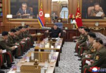 El camarada líder Kim Jong Un evalúa resultados de operaciones tácticas en Ucrania