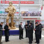 Kim Jong Un dirige la creación de estatuas del Museo Conmemorativo de Méritos de Combate en la Operación Militar en el Extranjero