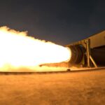 Kim Jong Un comprueba la reacción del motor de gran potencia con combustible sólido